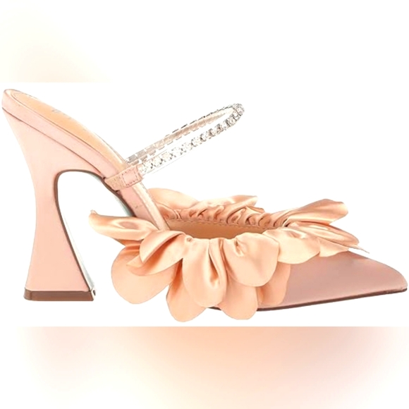 Betsey Johnson Original Jayde Nude Sandal. Size 8.5 - Picture 9 of 14